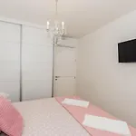 Apartament Petar *