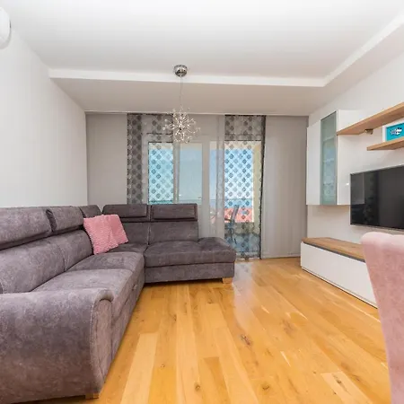 Apartment Petar *