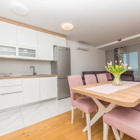 Apartment Petar Makarska