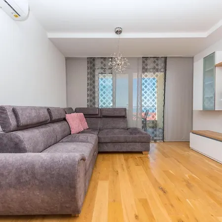 Petar Apartment Makarska